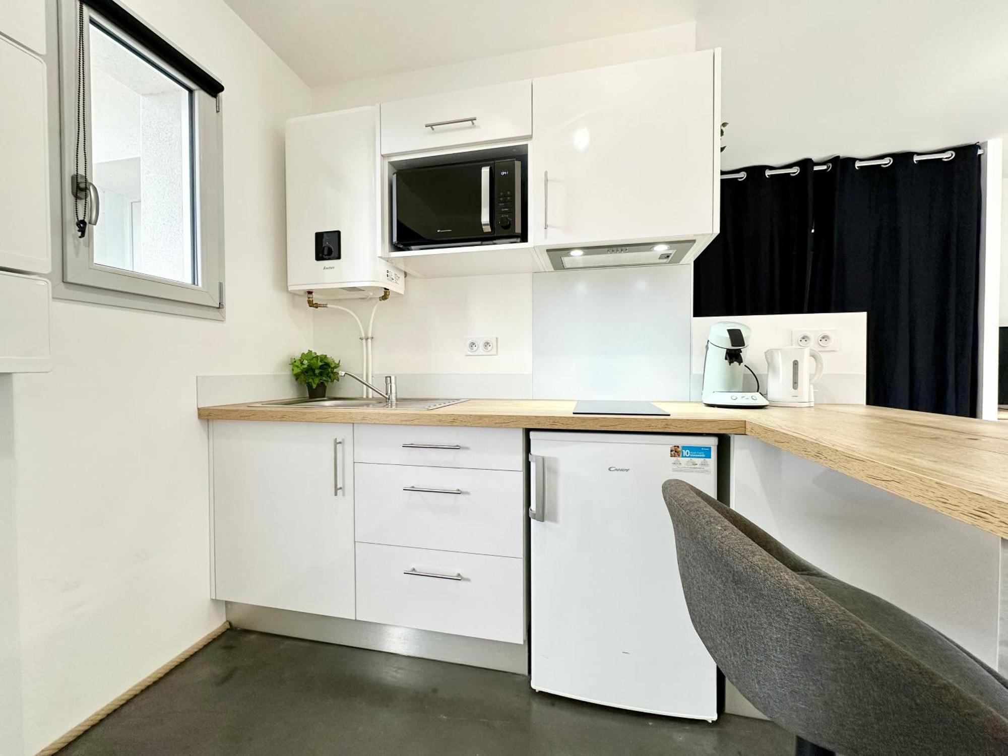 Ferienwohnung Le Chic - Parking - Exterieur - Fibre - Calme Mont-de-Marsan Exterior foto